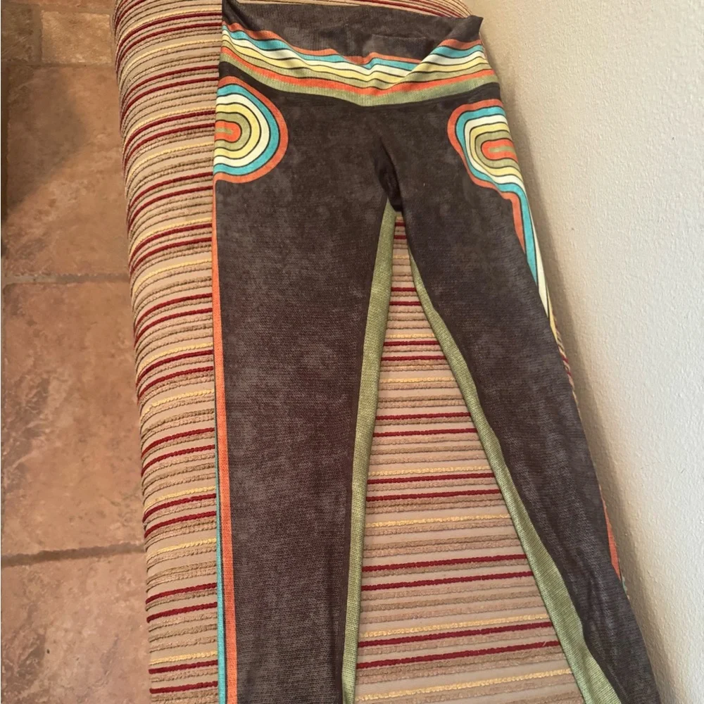 Niyama Sol Multicolor Patterned Leggings - Picture 1 of 8